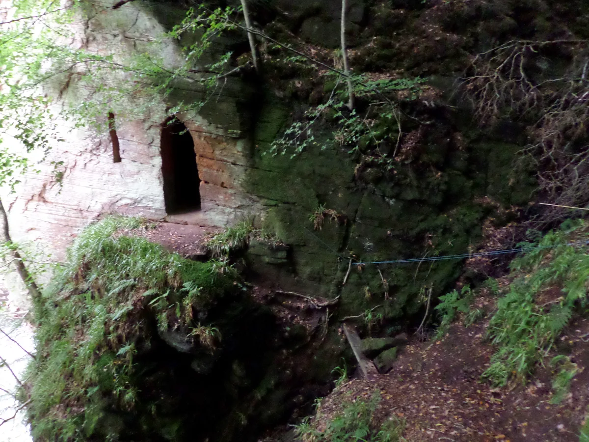 Wallace's Cave, Auchinleck Estate