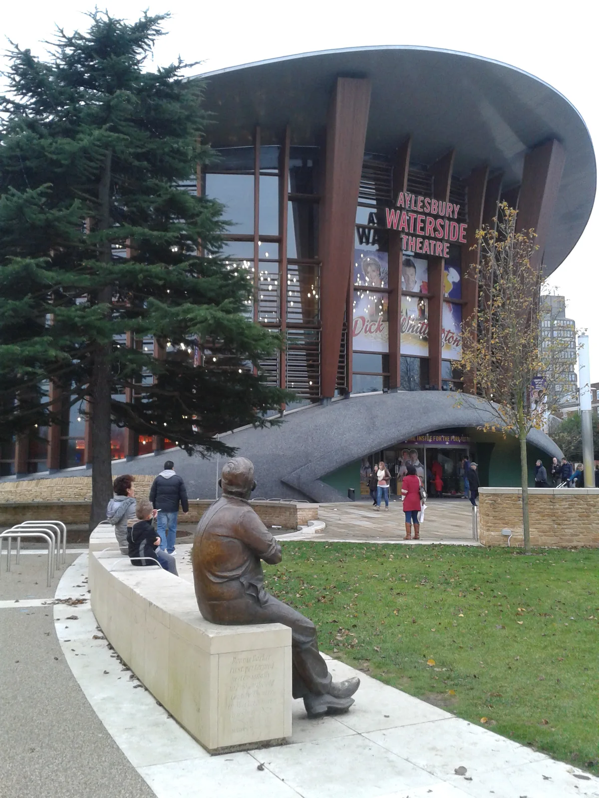 Waterside Theatre