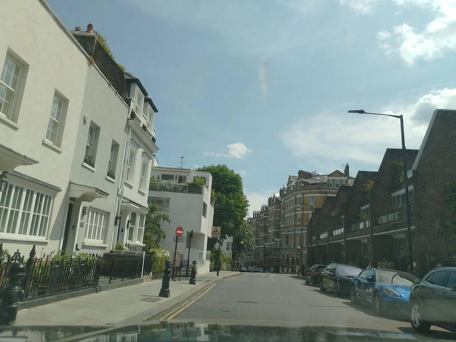 Windsor Castle in Kensington — street-level view