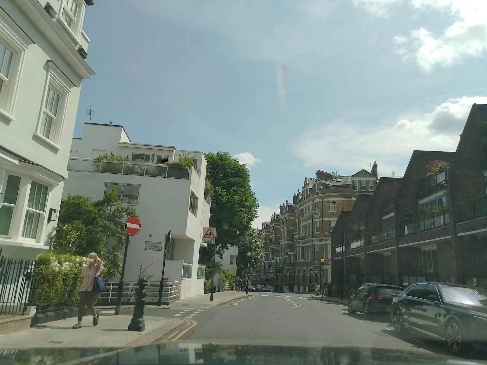 Windsor Castle in Kensington — street-level view