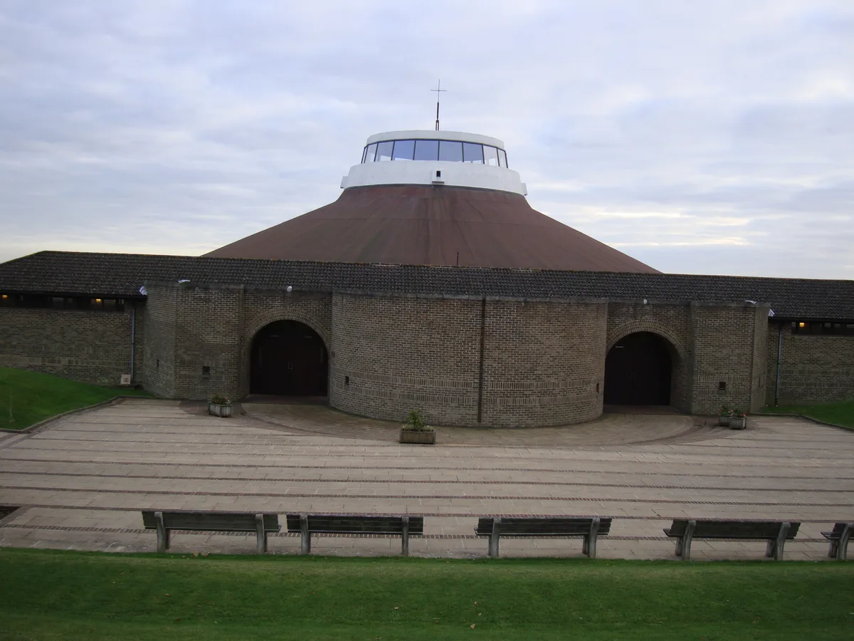 Worth Abbey