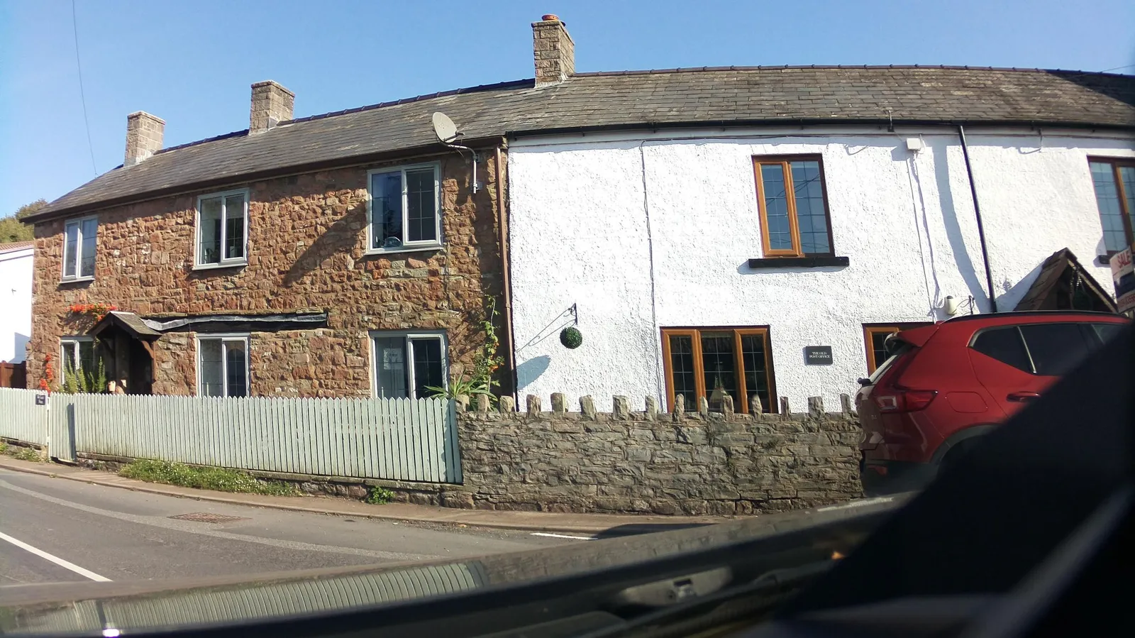 Wyndham Arms — street-level view