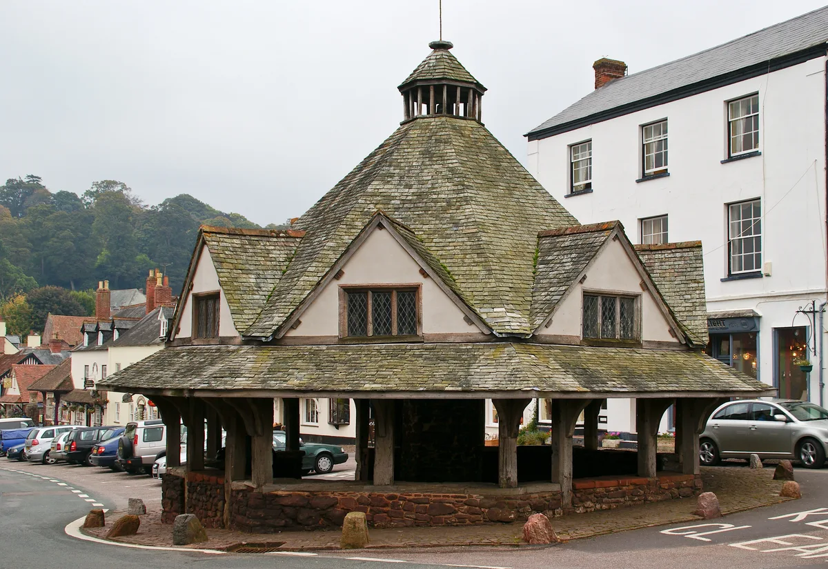 Yarn Market, Dunster