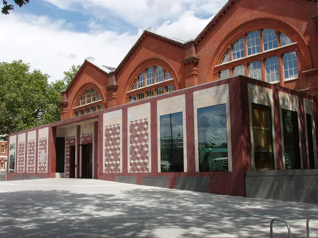 Young V&A